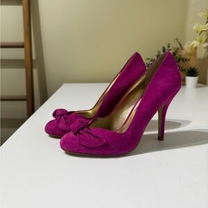 Guess Fuchsia Bow Heels